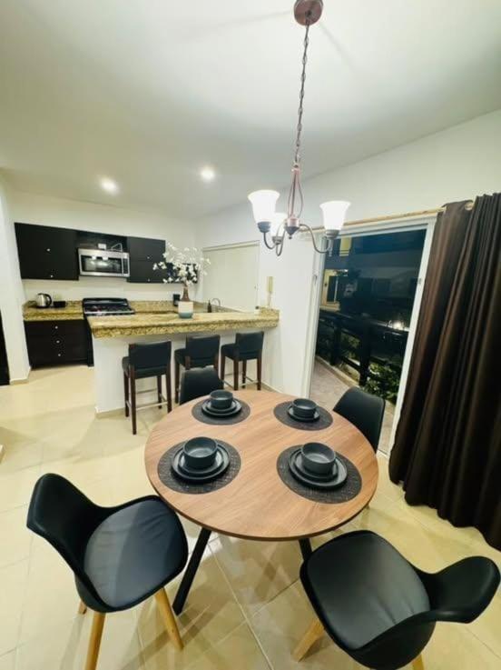 Peregrina 2 Bdr In Heart Of Playa * Playa del Carmen